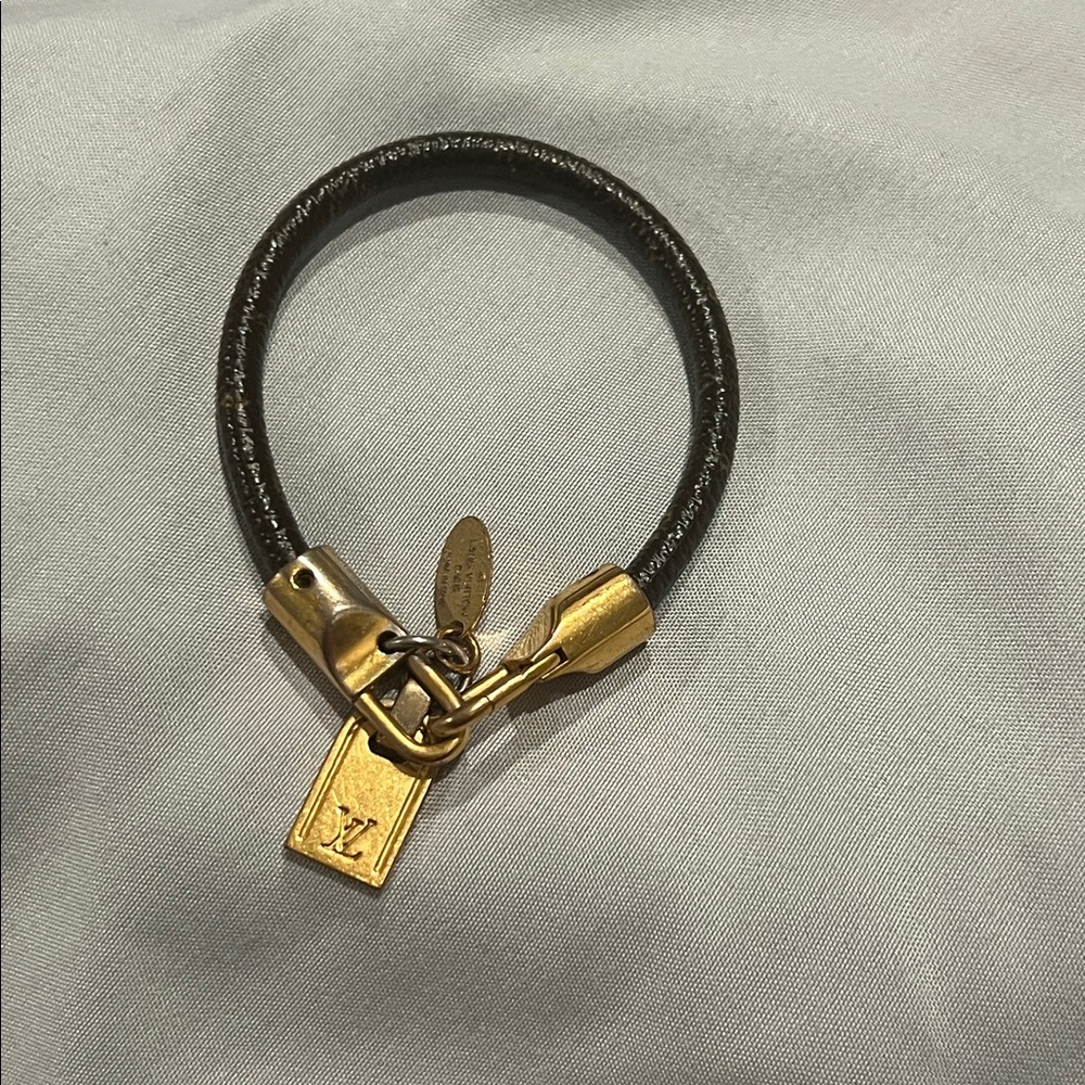 Louis Vuitton Luck It Brown Monogram Canvas Gold Tone Bracelet - Picture 7 of 12